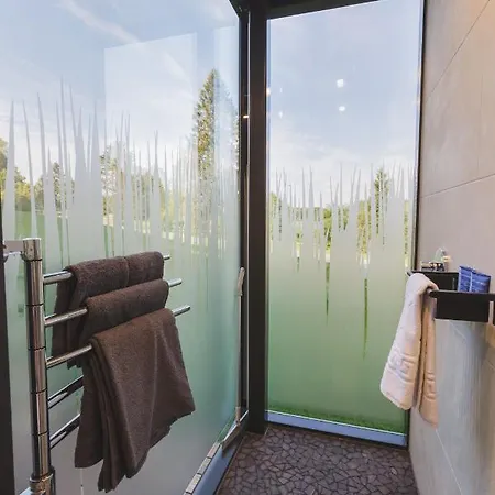 Oeoed Hoetels * Kääriku