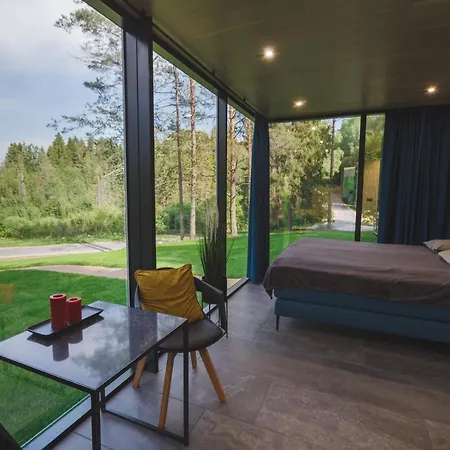 Oeoed Hoetels * Kääriku