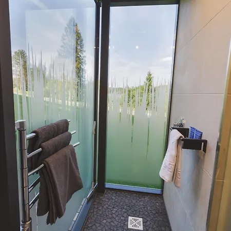 Oeoed Hoetels Kääriku